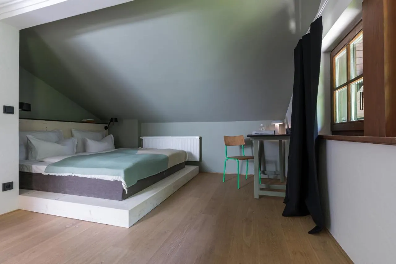 Blyb Hotel غموند آم تيغرنسي
